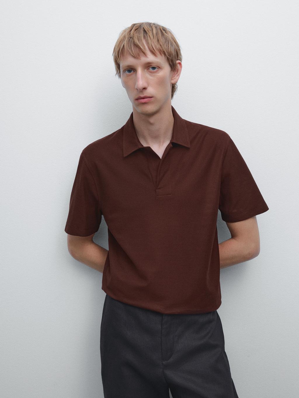 Textured polo shirt with hidden button