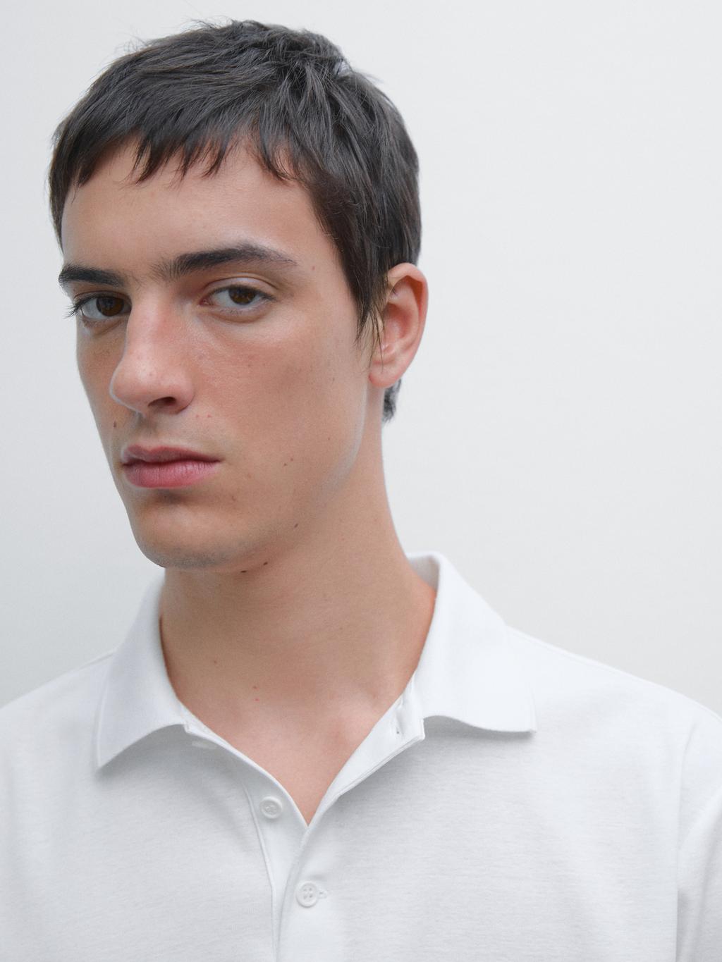 Short sleeve polo shirt with collar detail