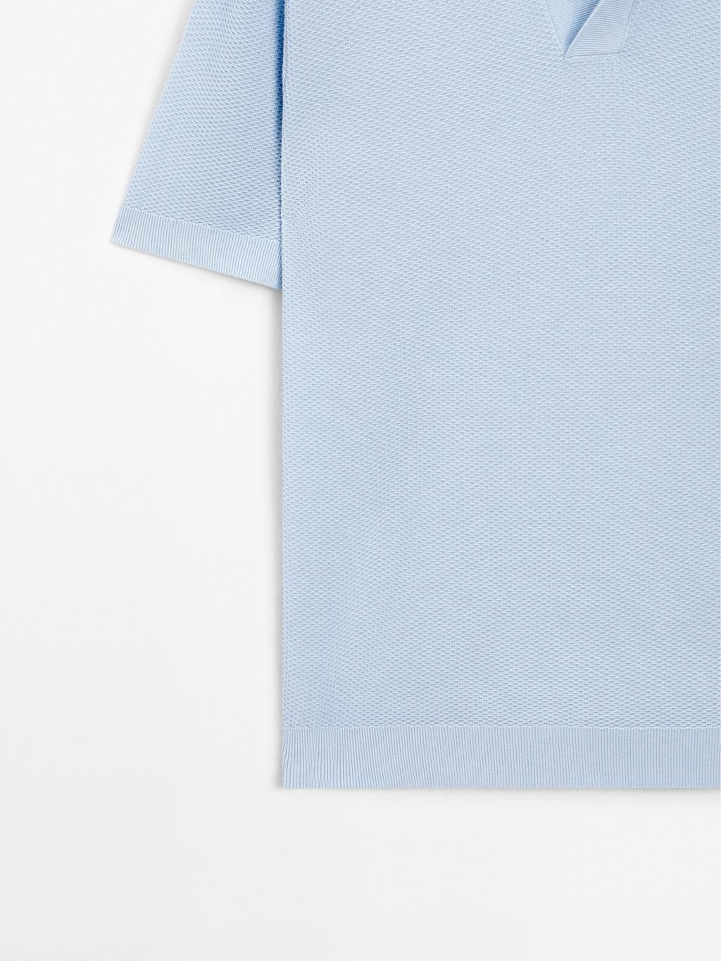 Textured knit short sleeve polo shirt
