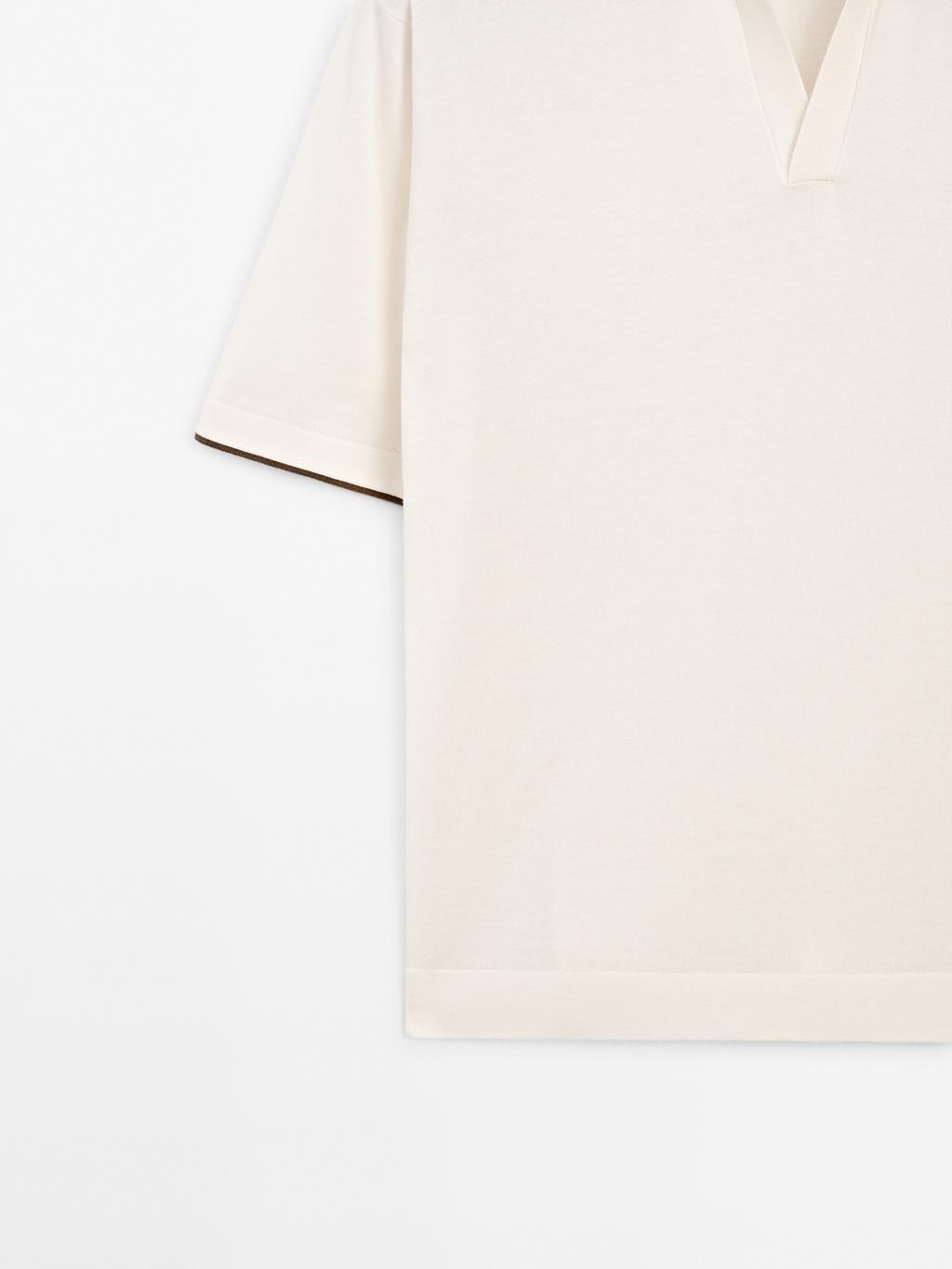 Knit polo shirt with contrast detail