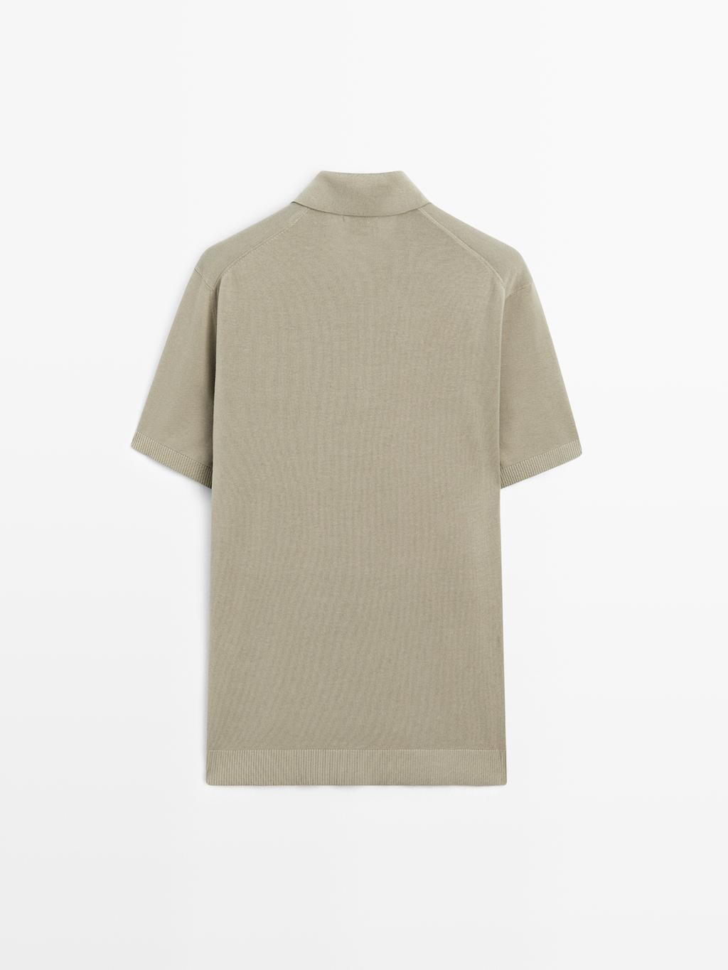 Short sleeve knit polo shirt