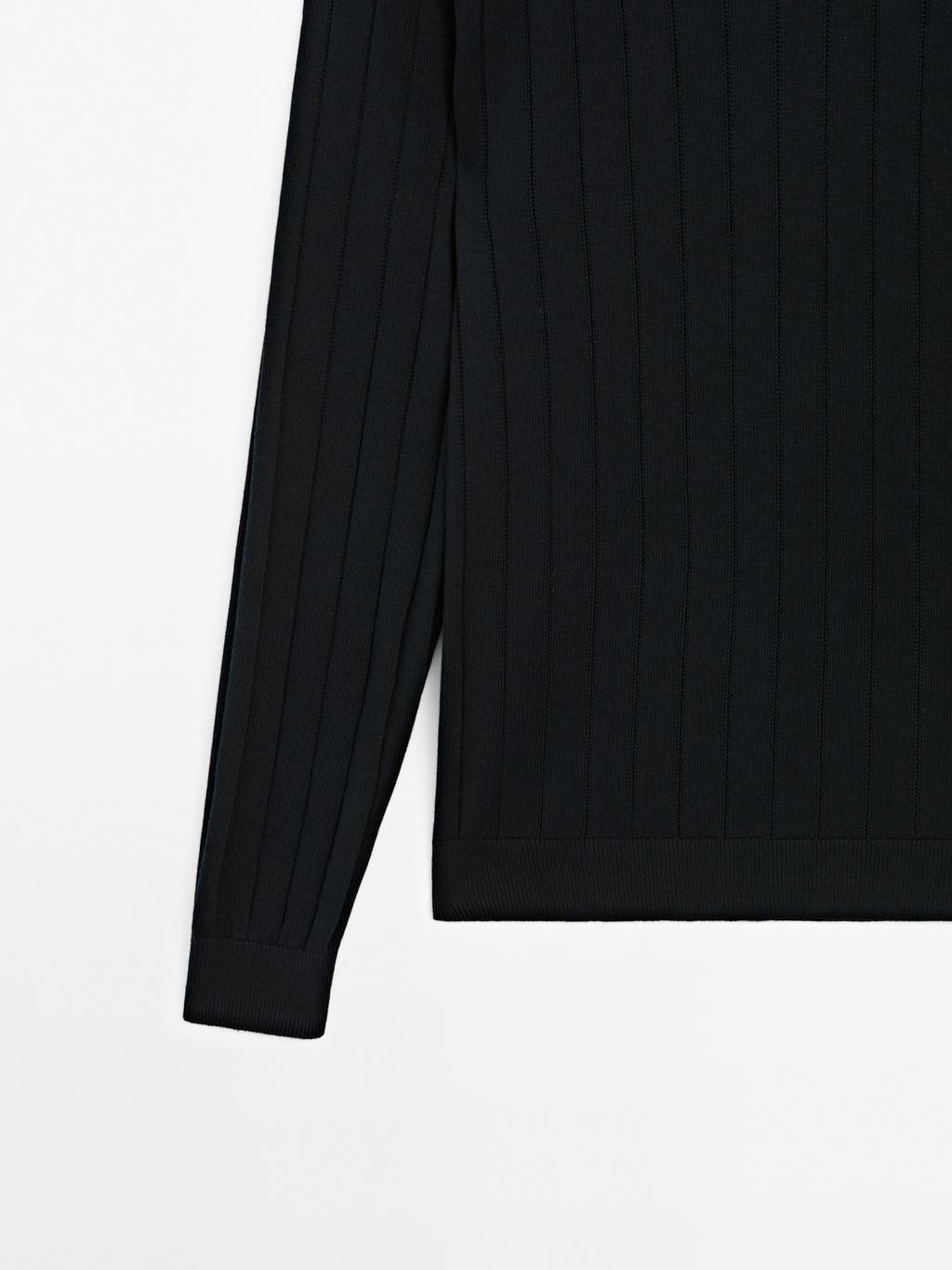 Long sleeve polo sweater