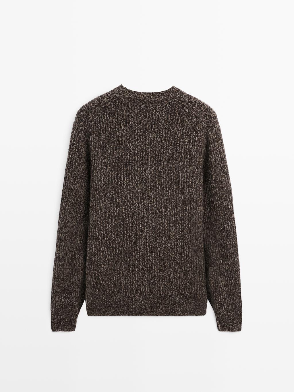 Crew neck sweater in 100% wool