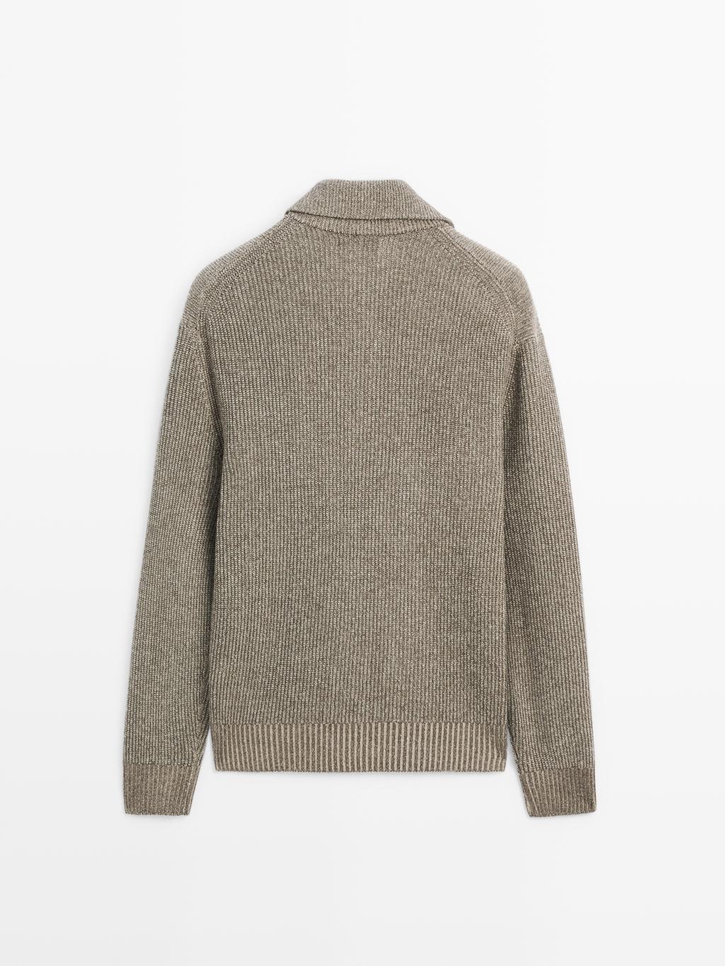 Mock neck knit sweater with zip