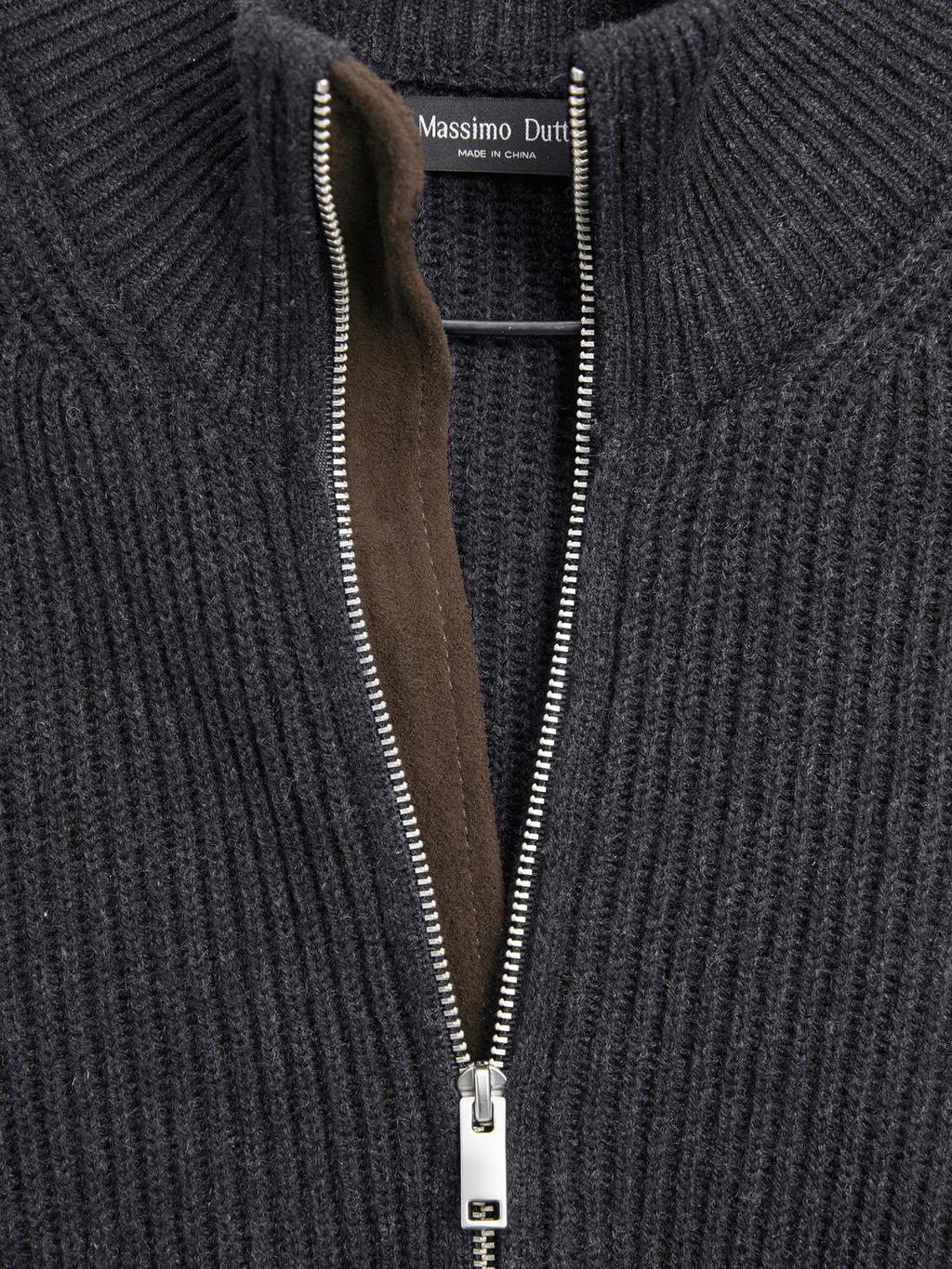 Cardigan with zip pockets and contrast detail