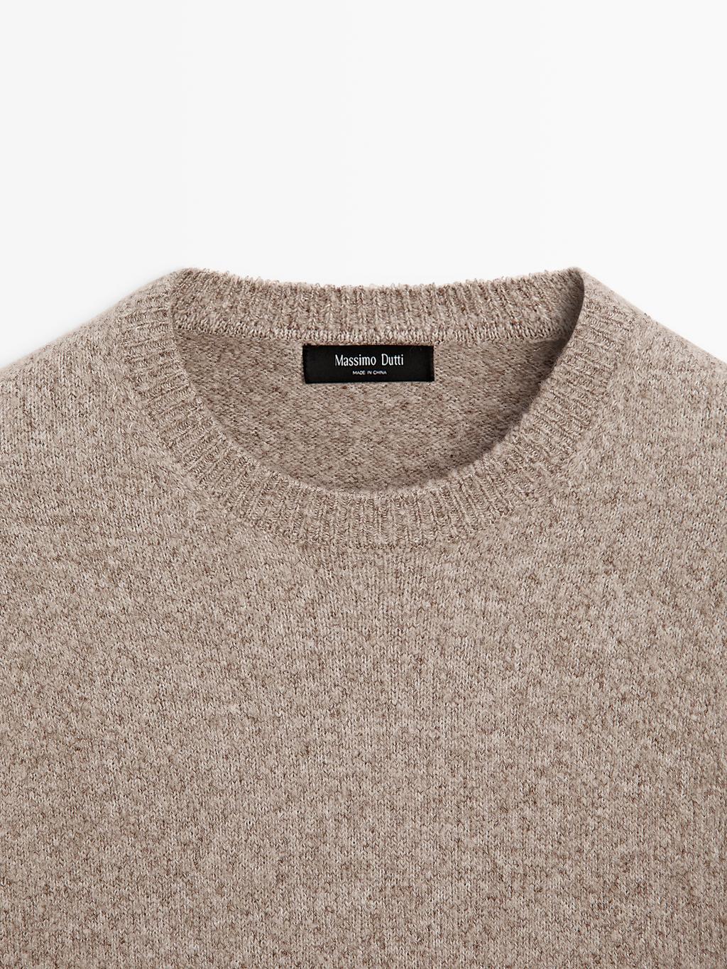 Flecked crew neck knit sweater