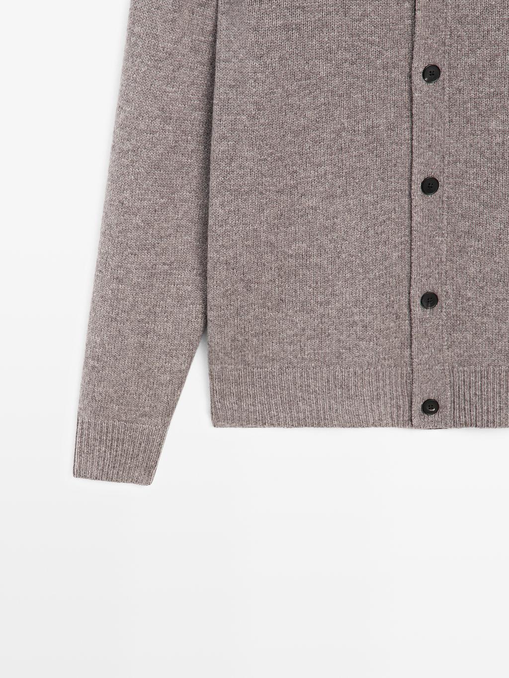 100% wool high neck knit cardigan