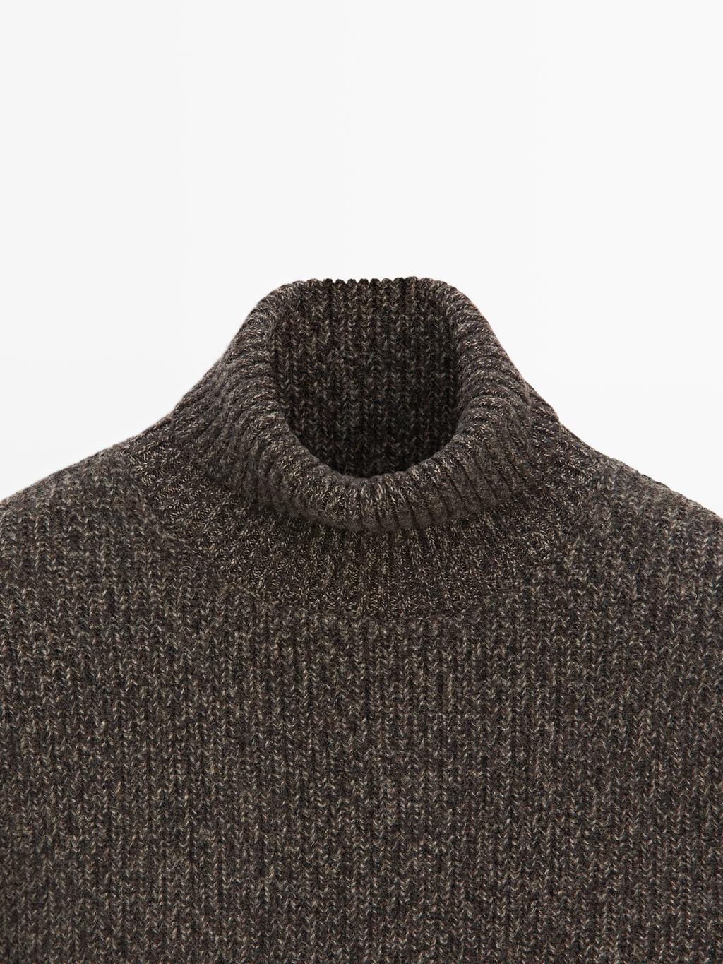 100% wool mouline knit sweater with high neck