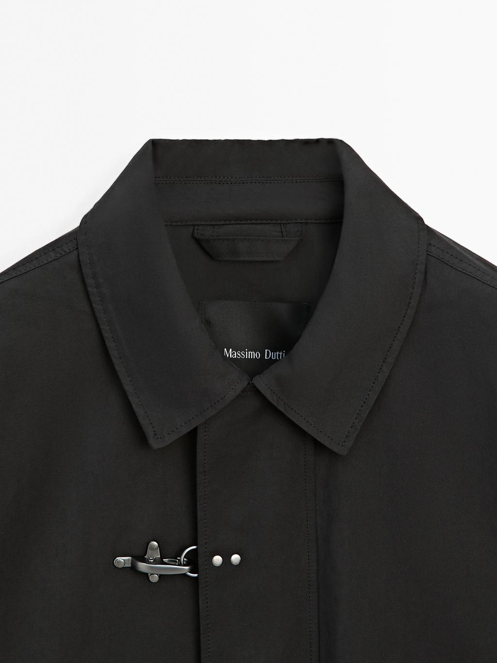 Water-repellent toggle jacket