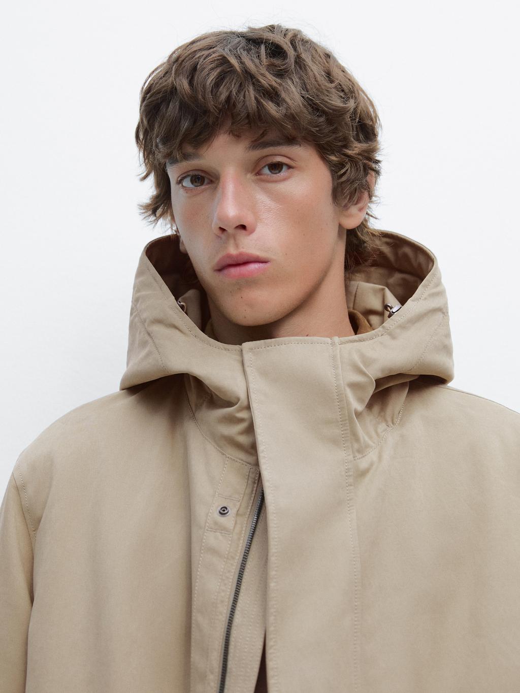 Parka made of water-repellent peach-effect fabric