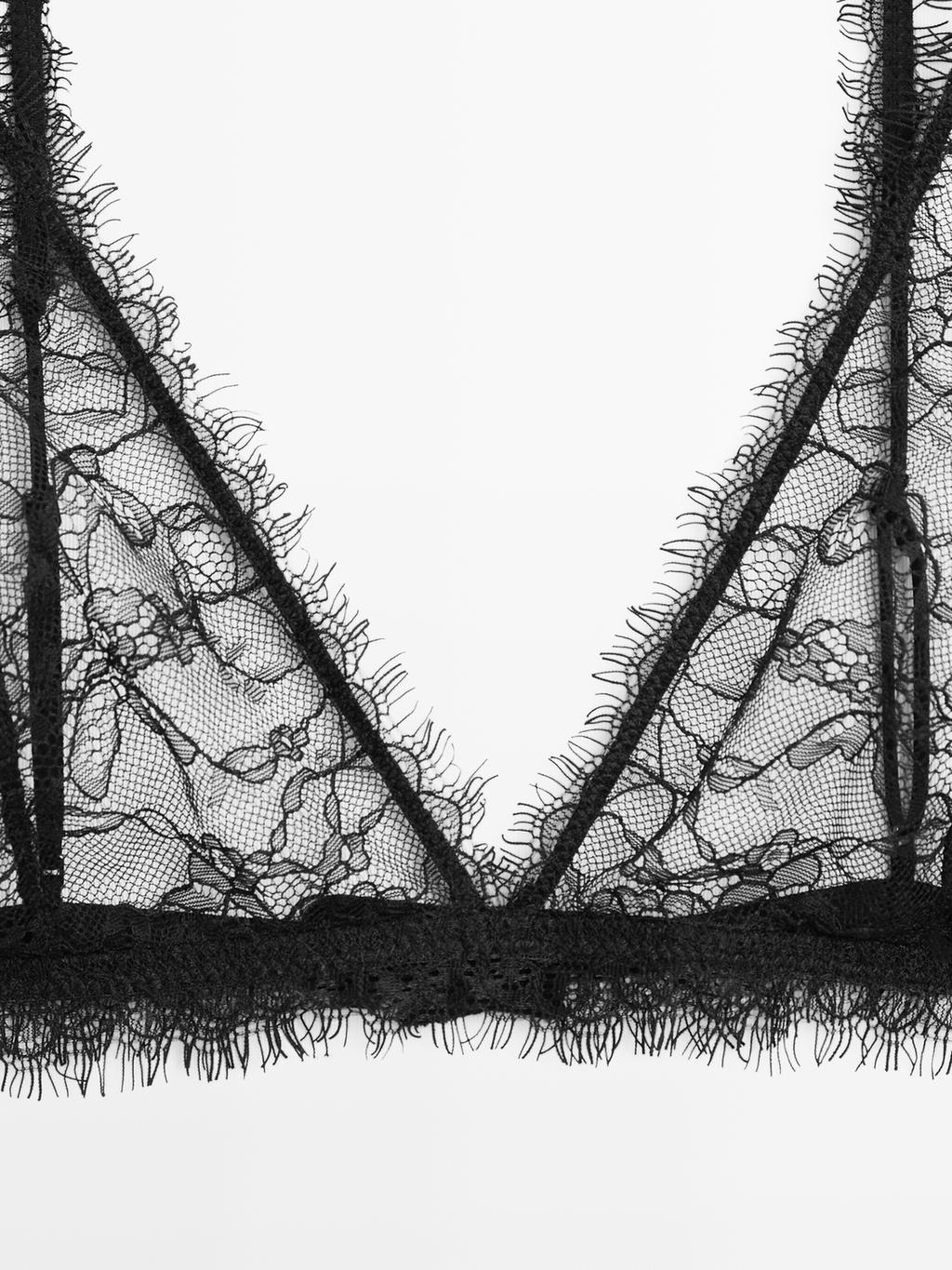 Lace bralette with frayed detail