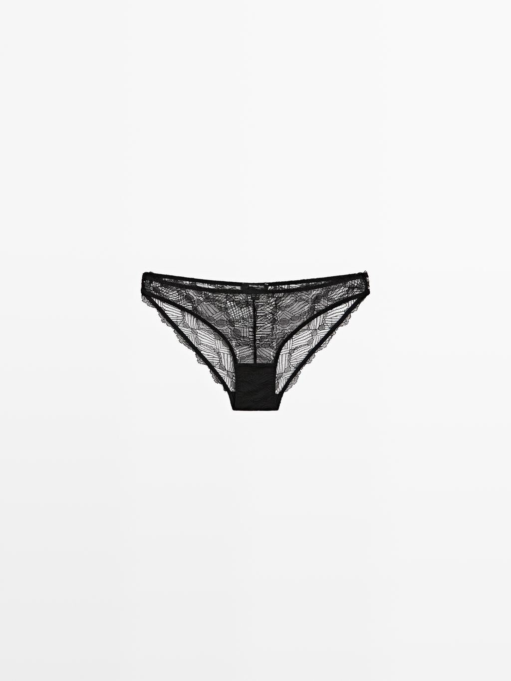 Lace briefs with blonde lace detail