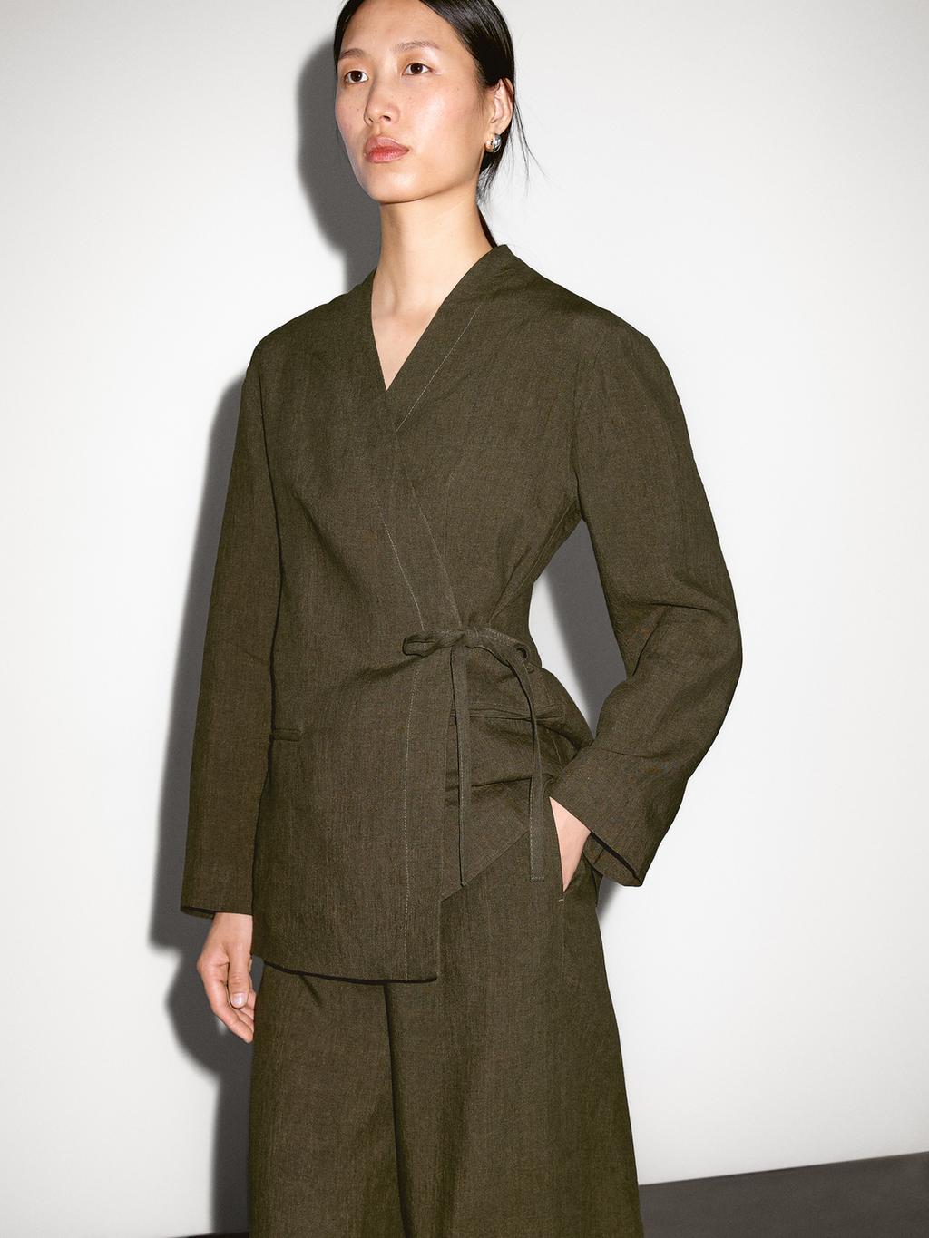 100% linen straight-leg trousers