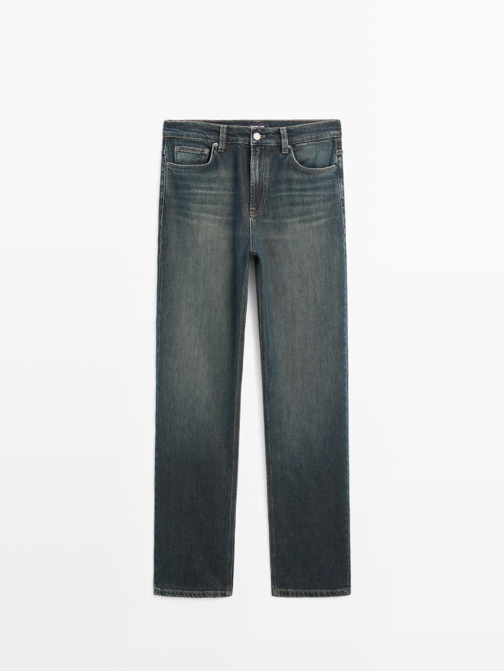 High-waist straight-leg comfort jeans