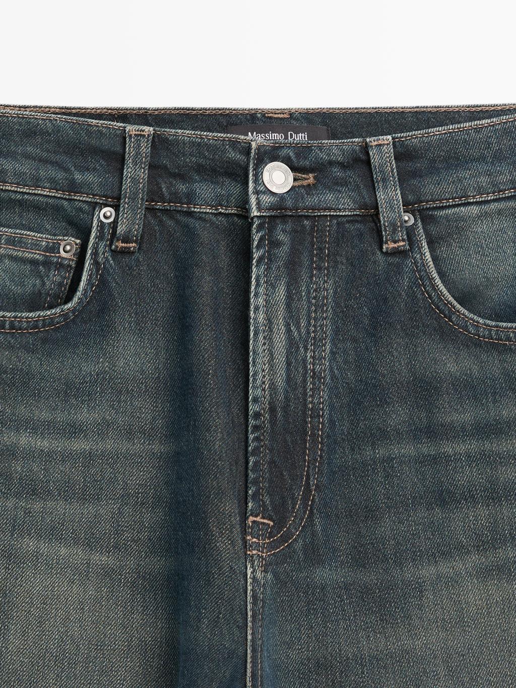High-waist straight-leg comfort jeans