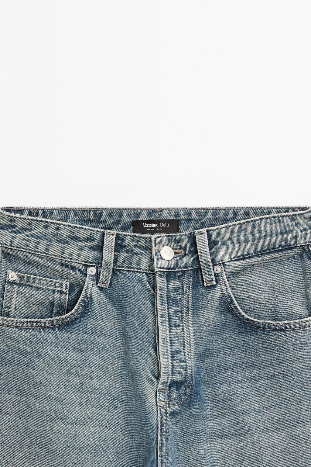 High-waist balloon fit jeans