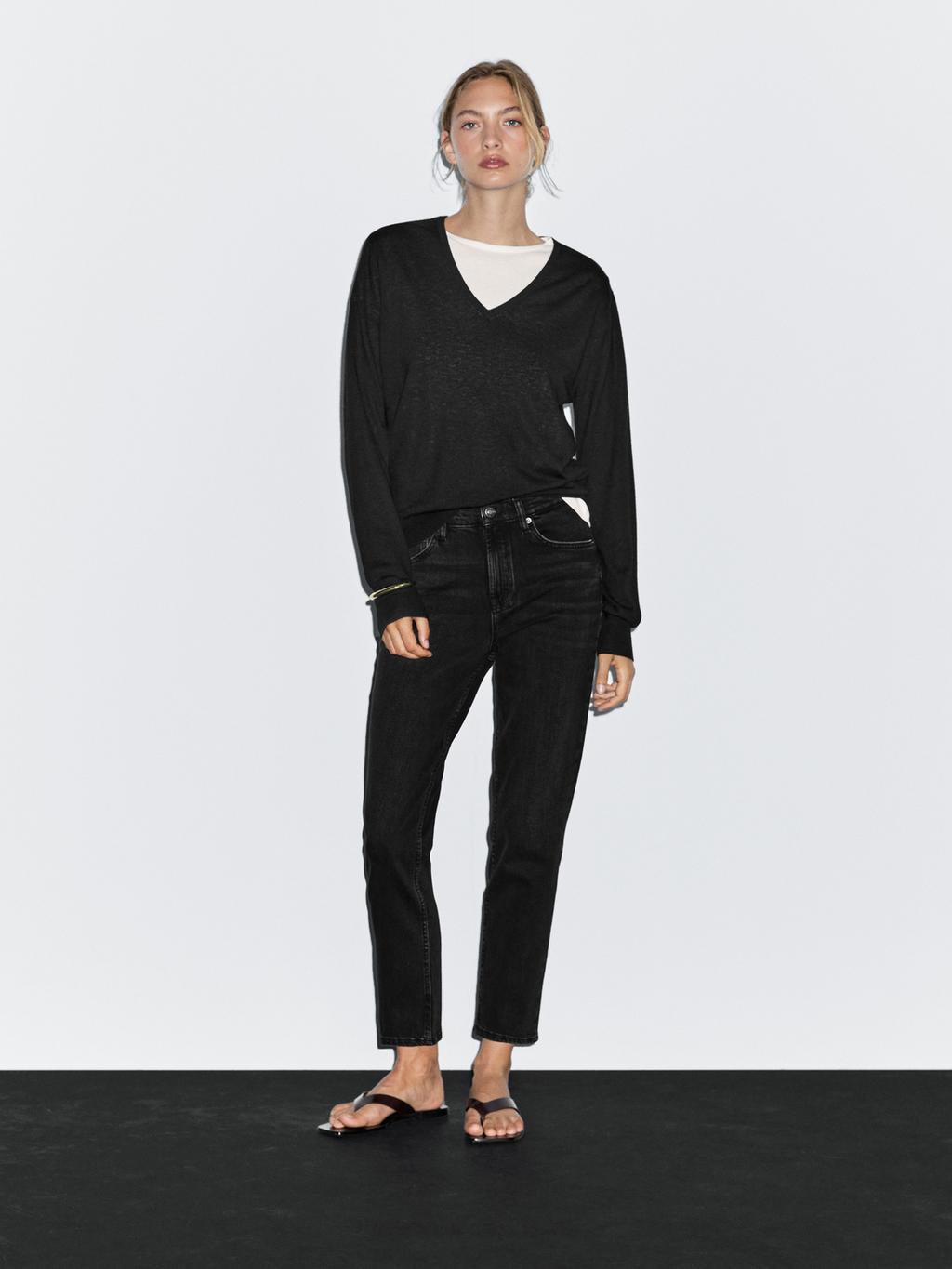 Mid-rise cropped slim fit jeans