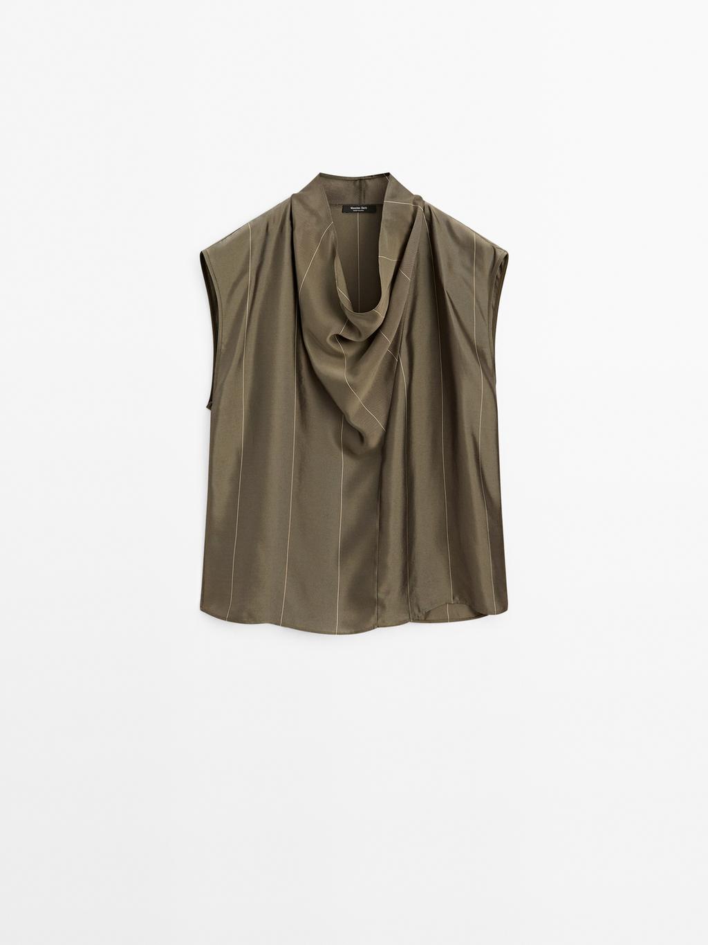 Flowing blouse with striped details