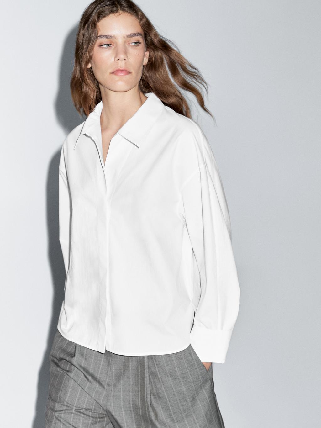 Loose-fitting 100% cotton poplin shirt