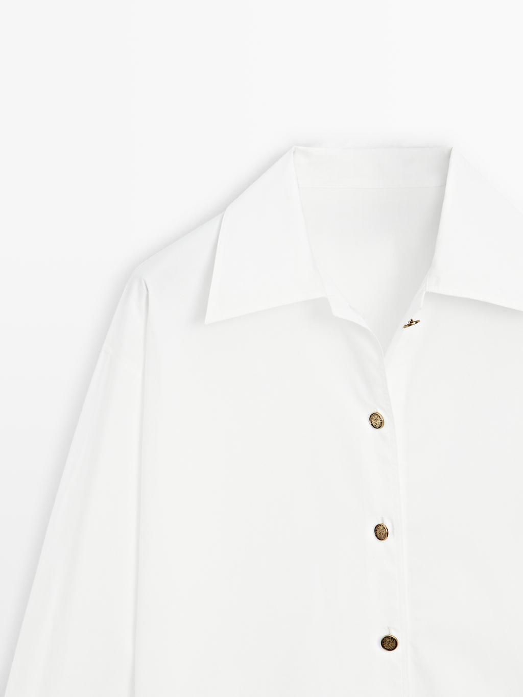 Poplin shirt with golden buttons