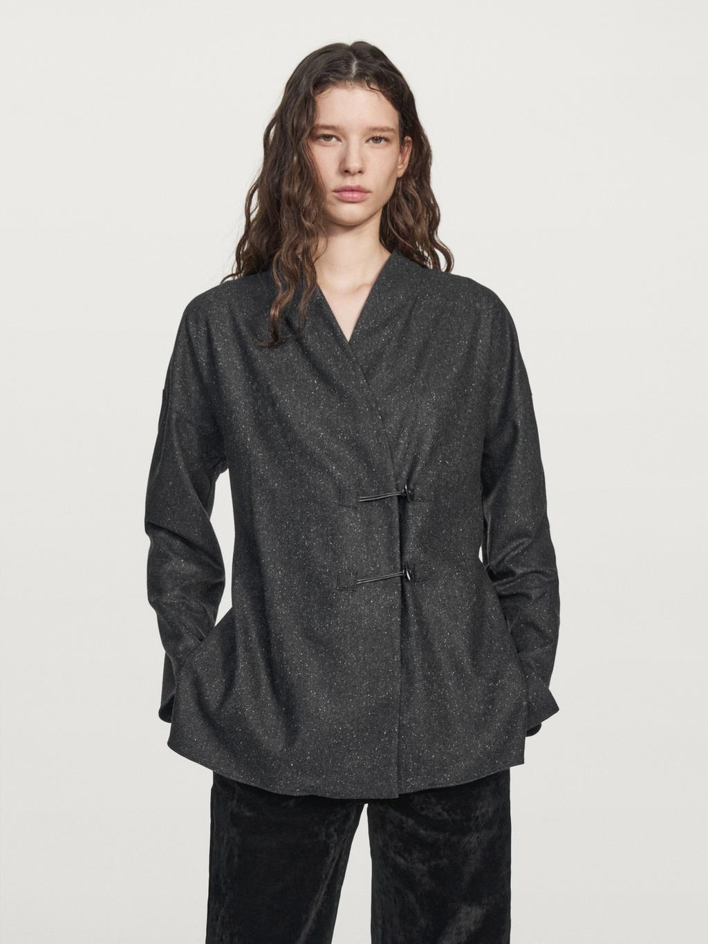 Knickerbocker yarn effect wool blend shirt with horn button detail