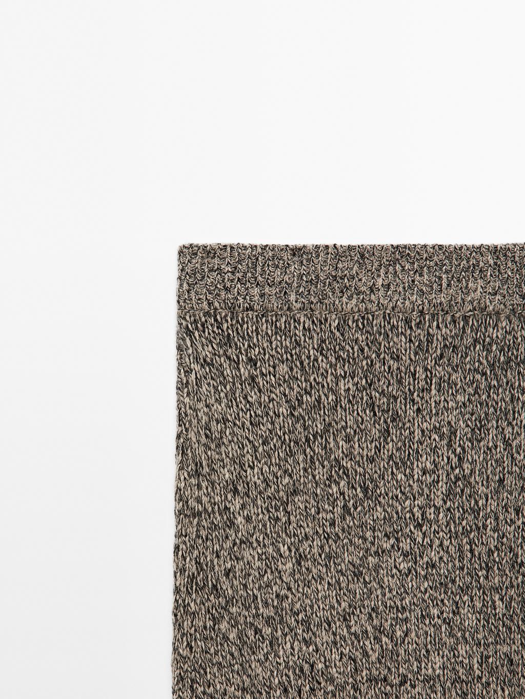 100% cashmere knit midi skirt