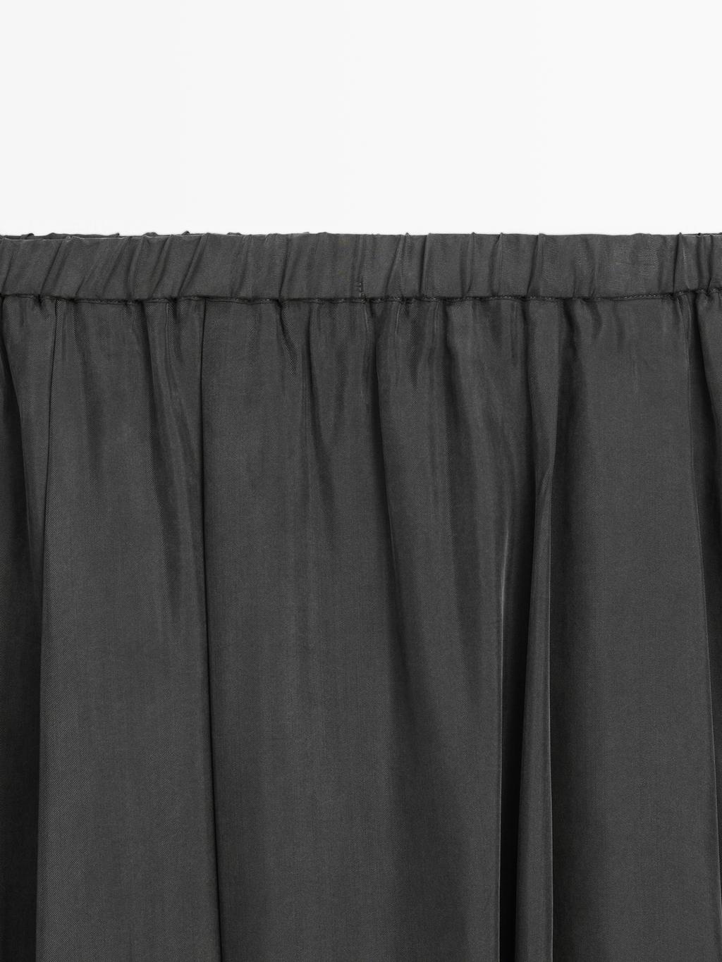 Flowing flared midi skirt