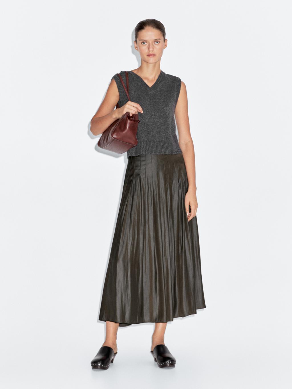 Pintuck midi skirt with waxed finish