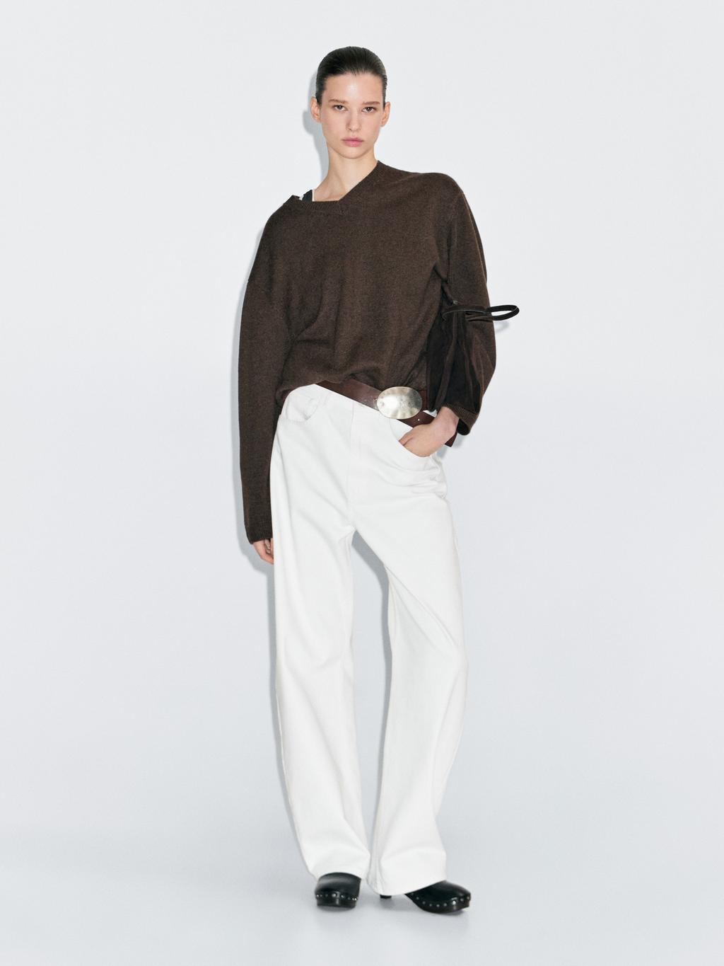 100% cashmere oversize V-neck sweater