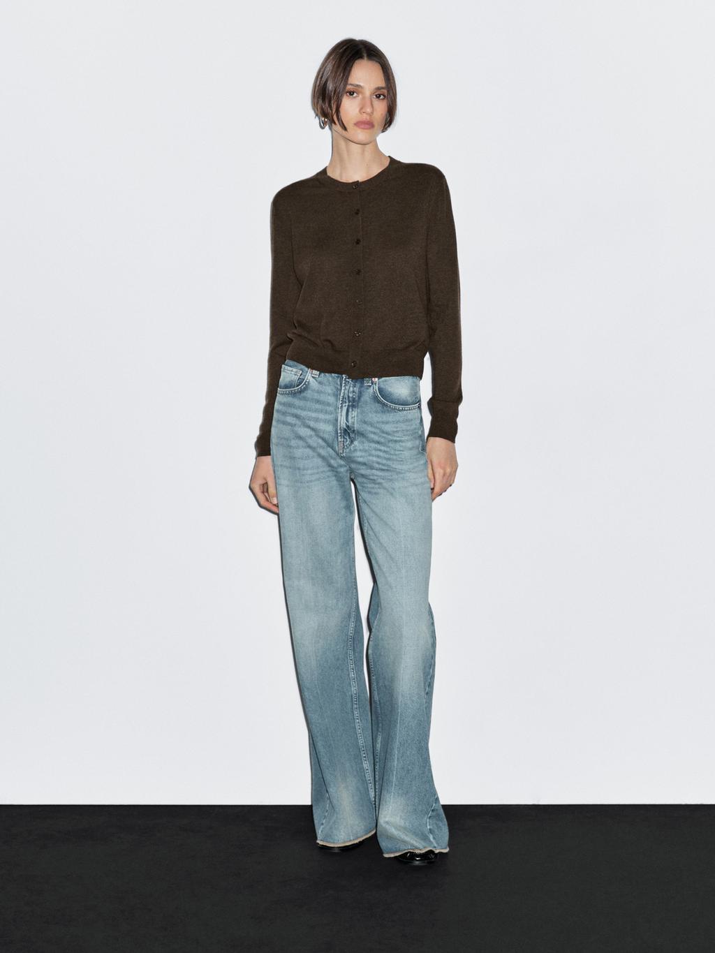 Wool blend knit cardigan with crew neck