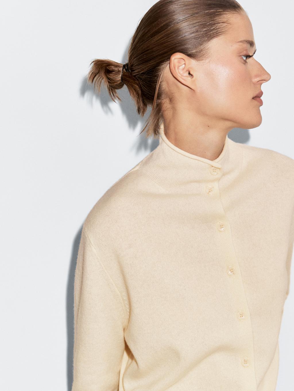 100% wool high neck knit cardigan