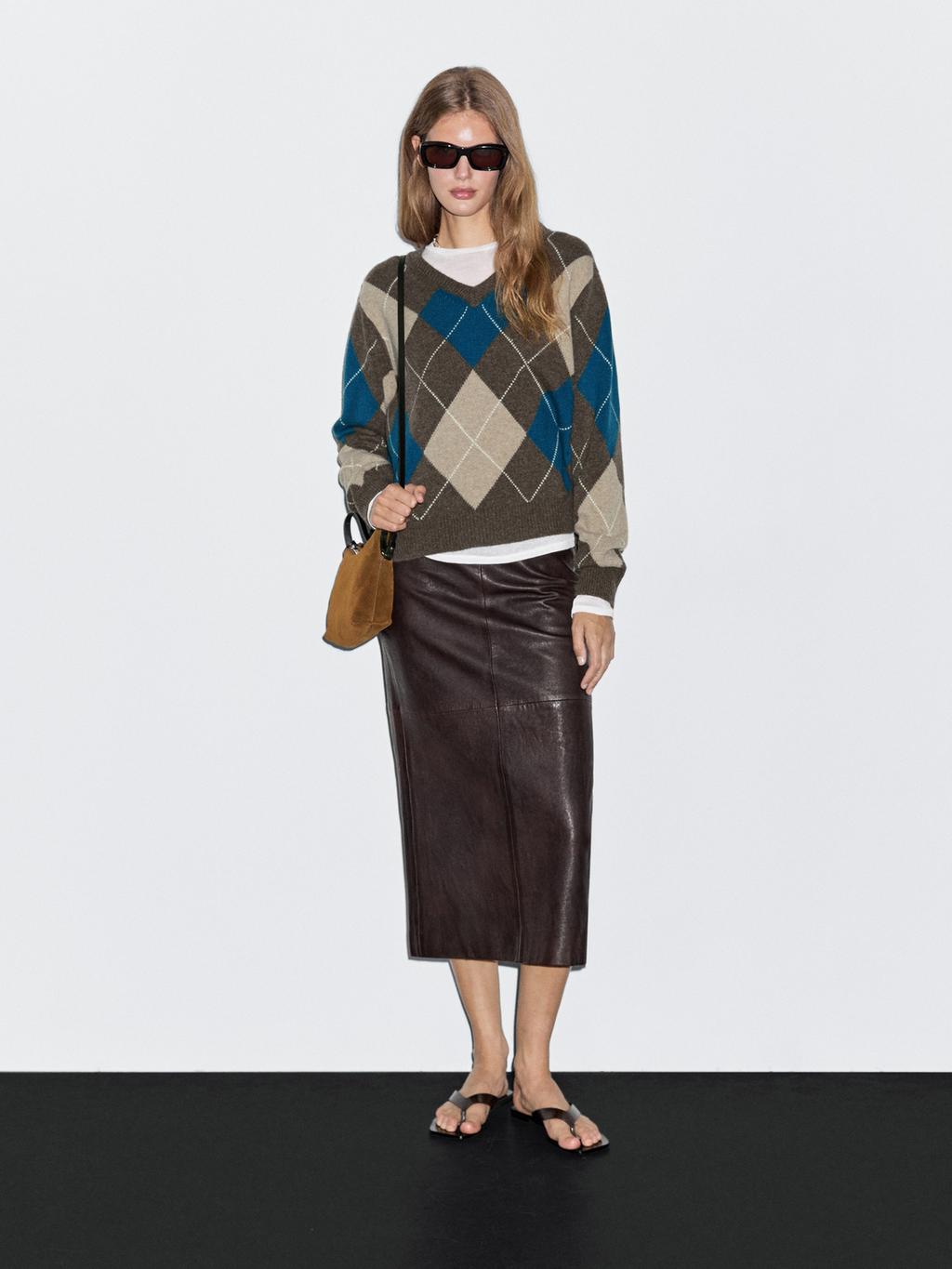 Wool blend argyle knit sweater