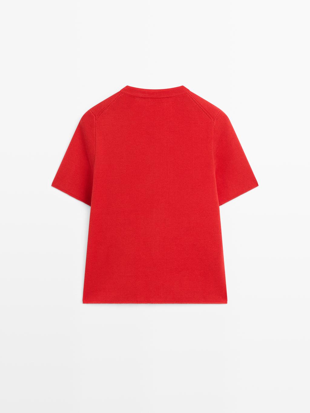 Short sleeve knit cardigan with button details