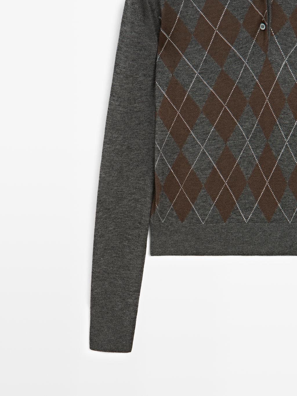 Polo sweater with diamond detail