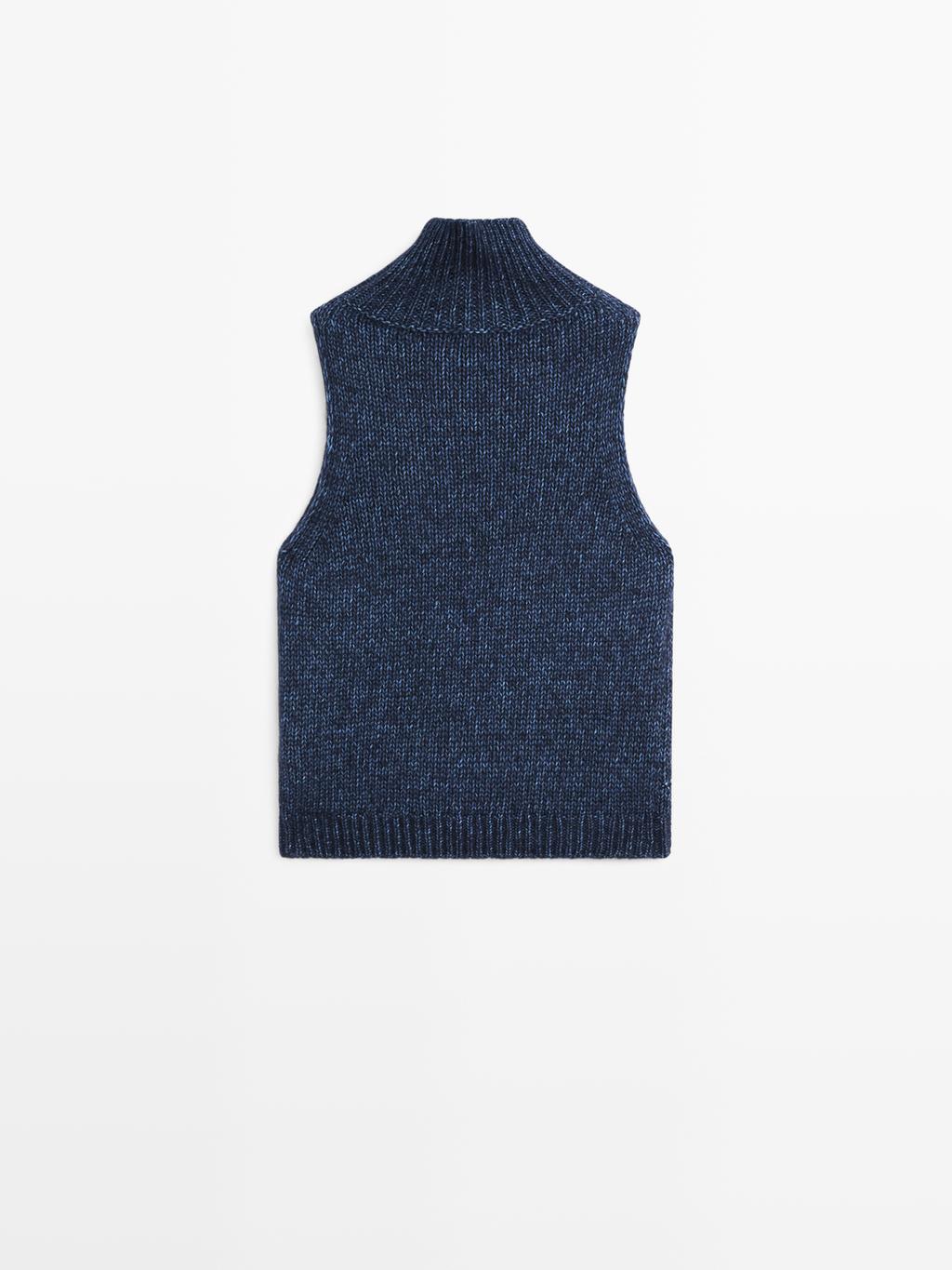 Turtleneck knit vest