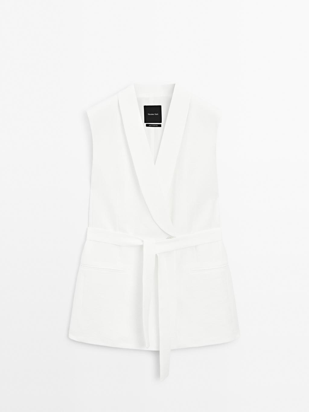 Linen blend waistcoat with tuxedo collar