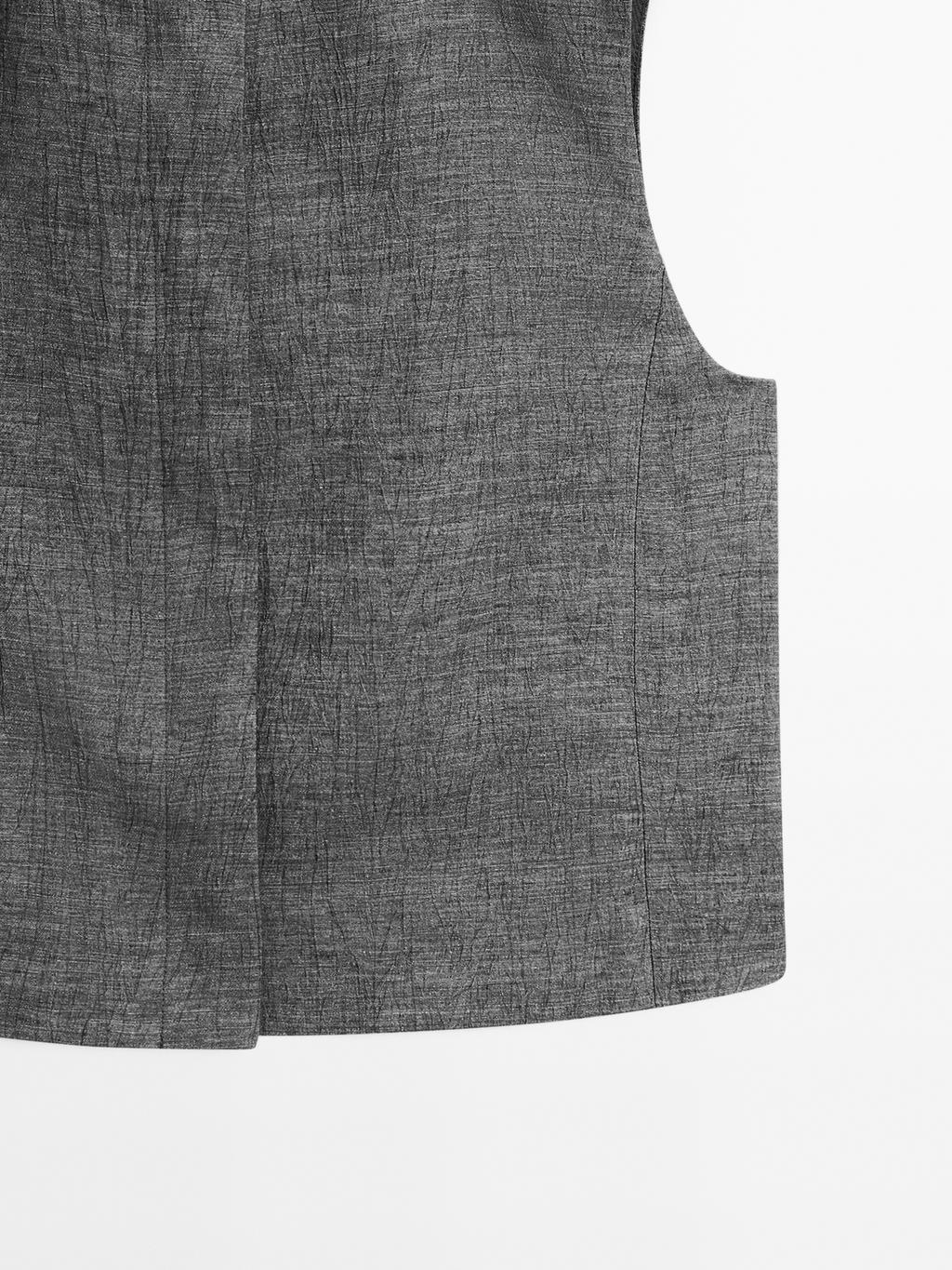 Short linen blend waistcoat