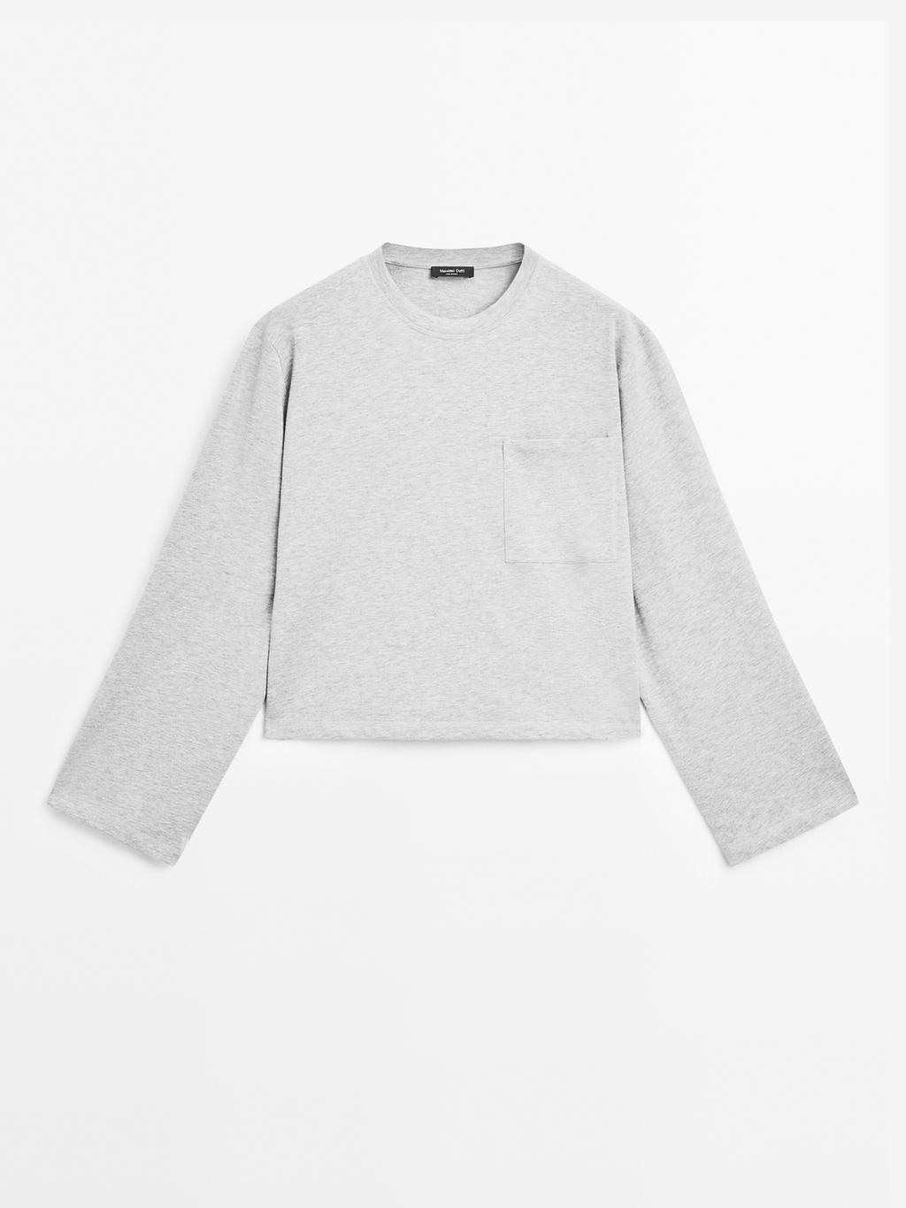 Oversize T-shirt with pocket details