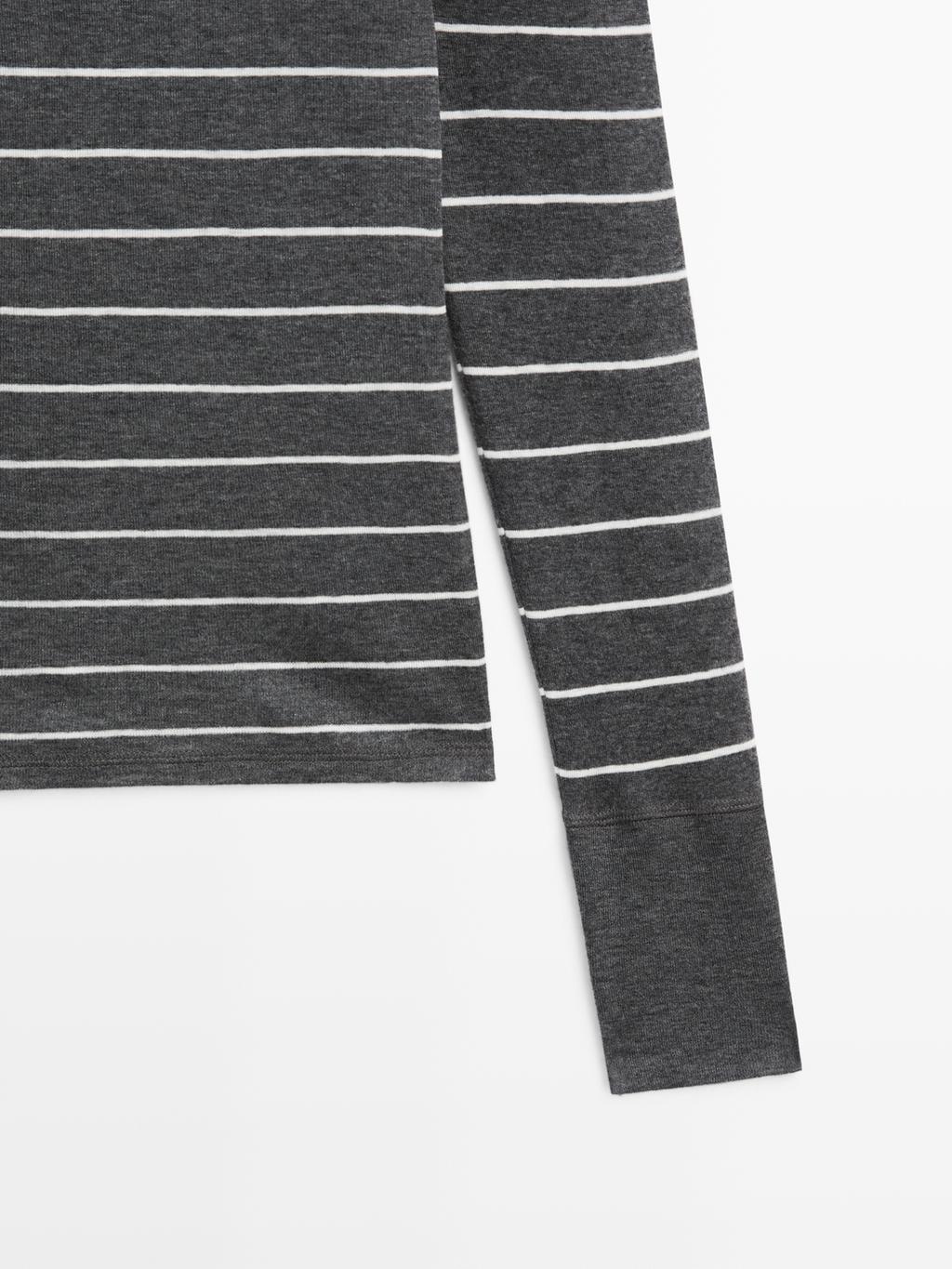 Lightweight striped long sleeve T-shirt