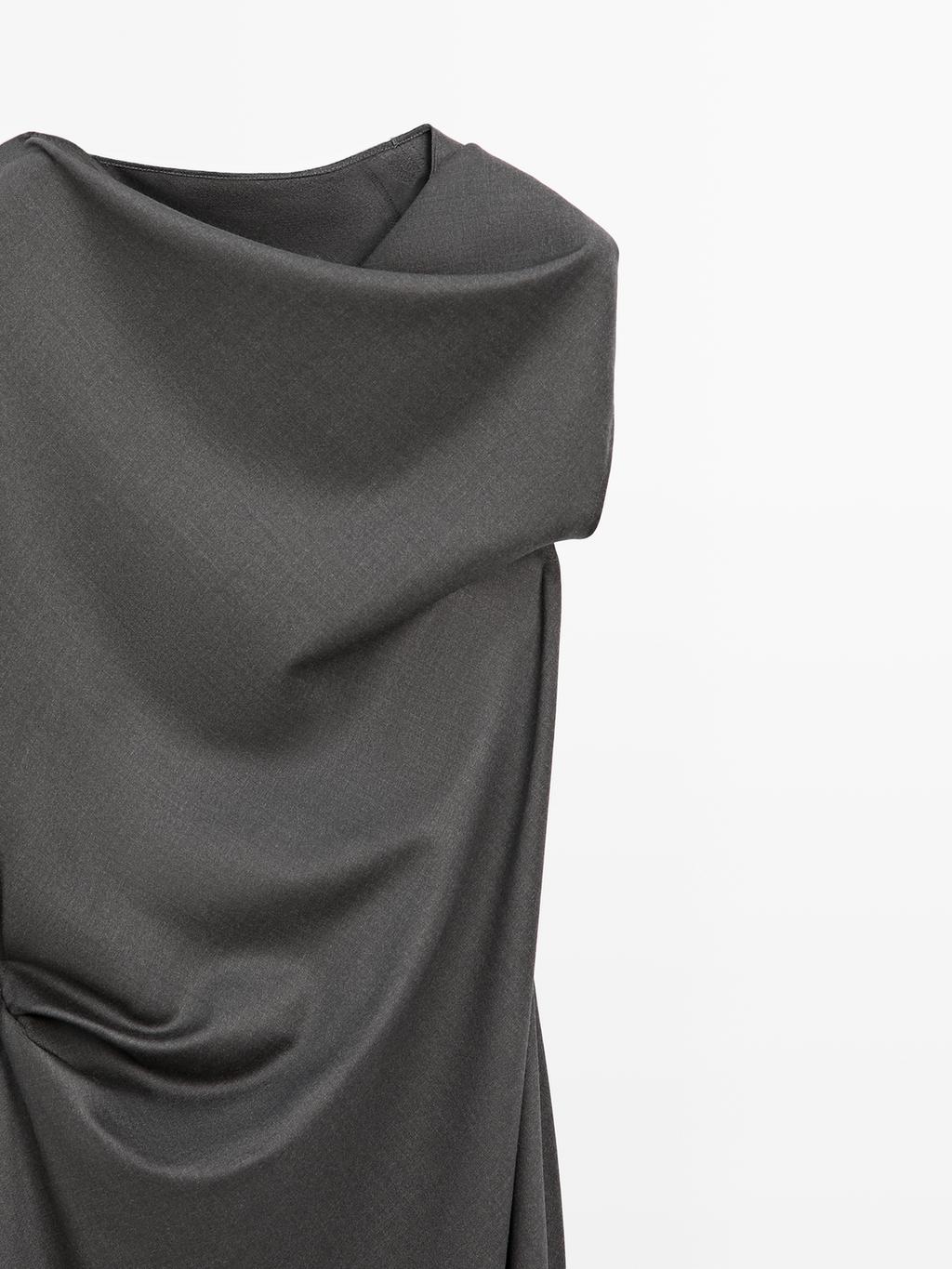 Long dress with neck detail - LIMITED