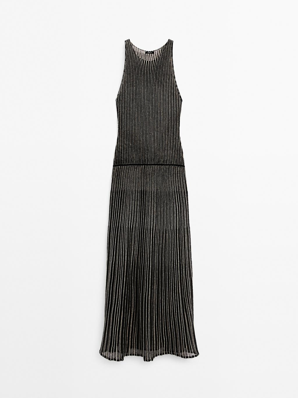 Long pleated knit dress