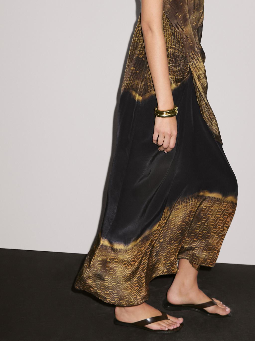 Printed halter-neck midi dress