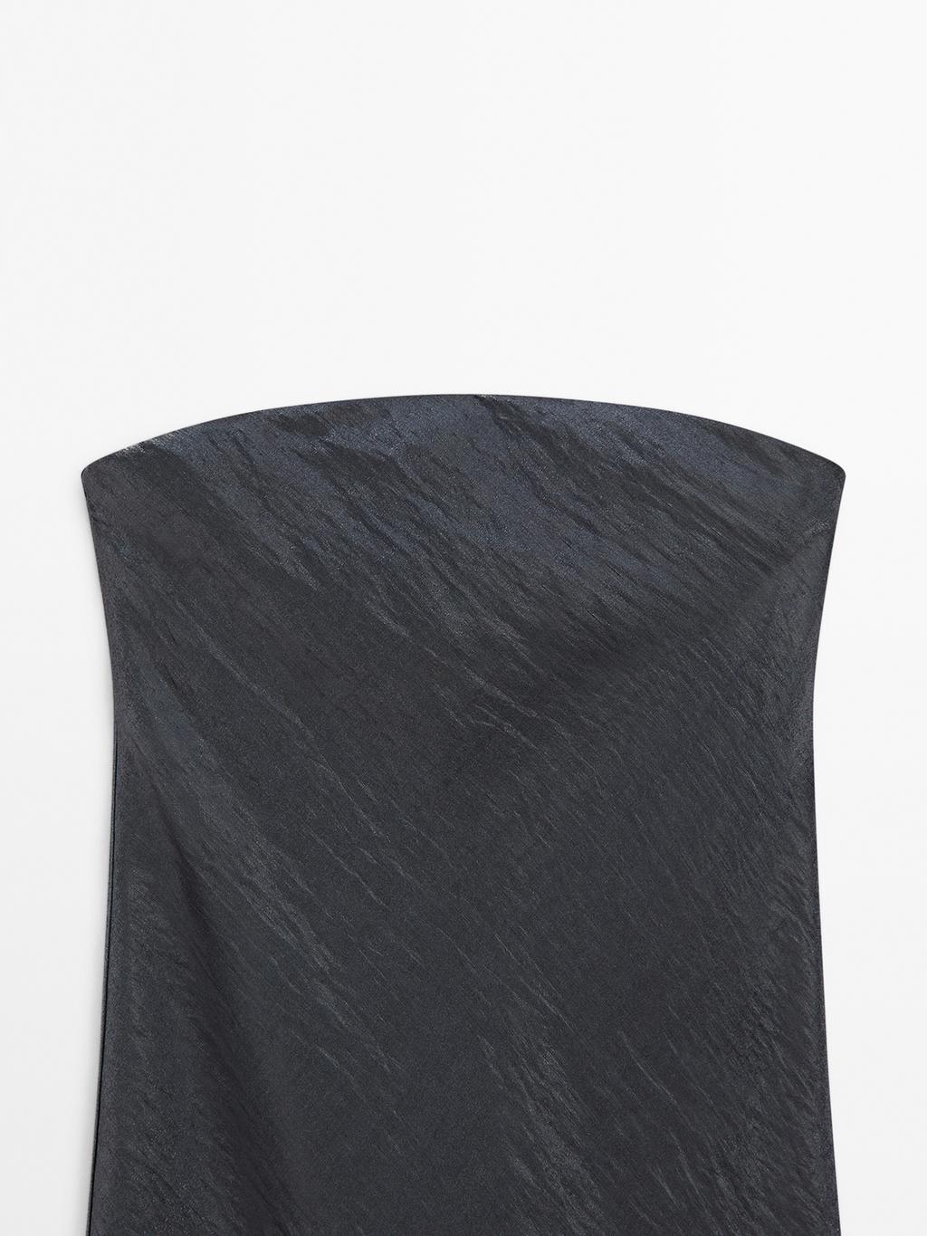 Flowing strapless midi dress