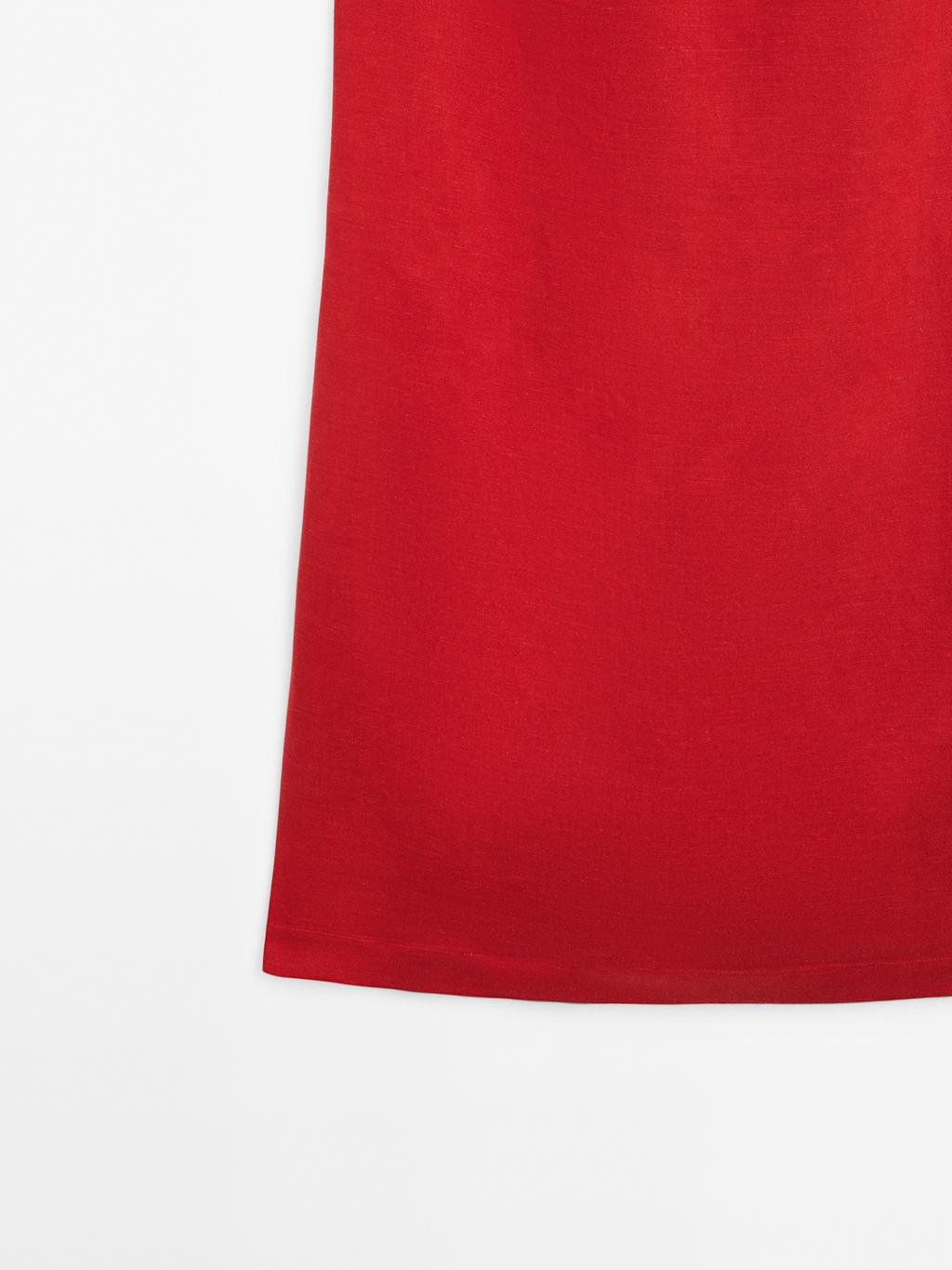 Short linen blend dress with low-cut back