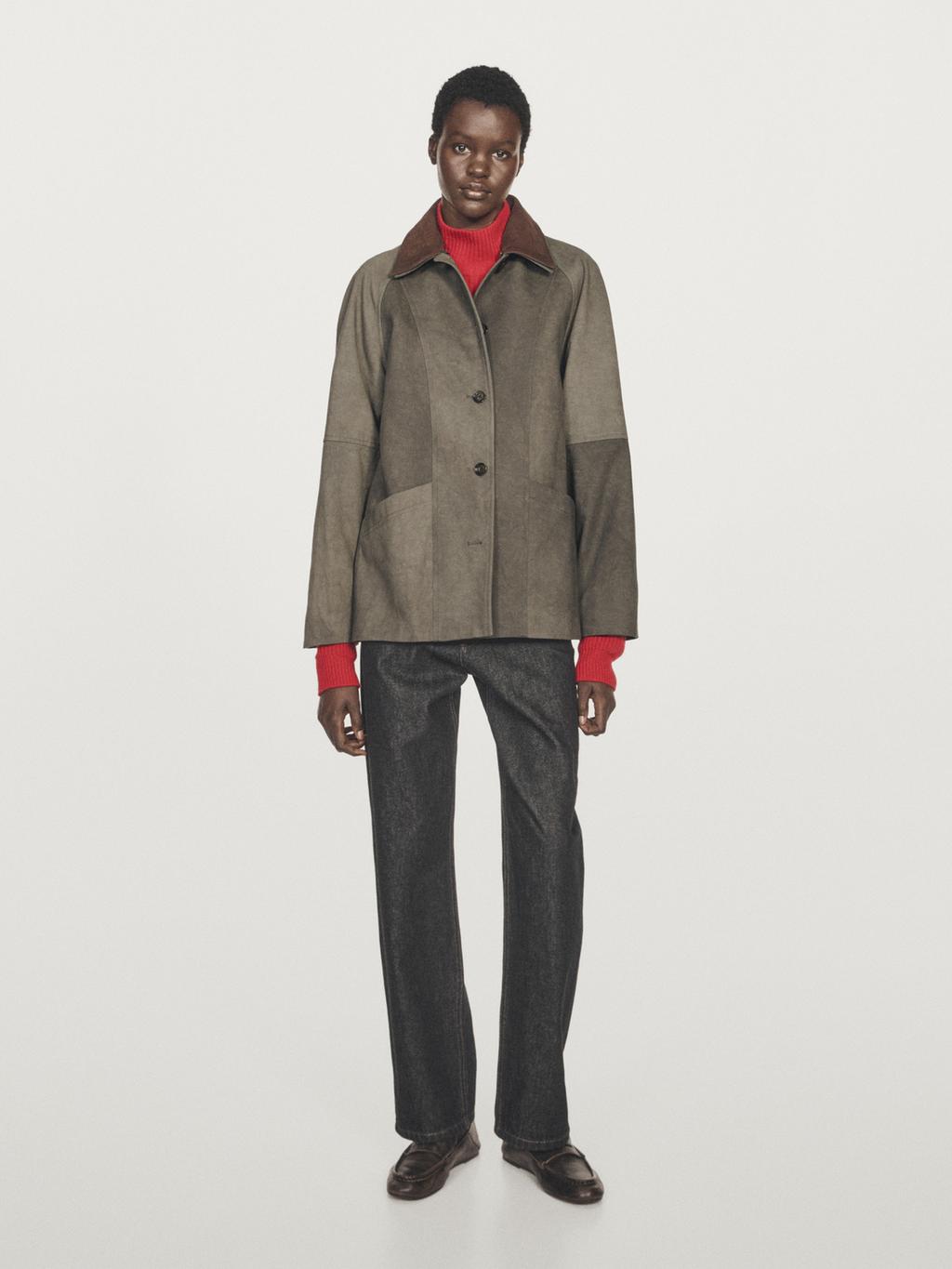 Water-repellent jacket with layered collar