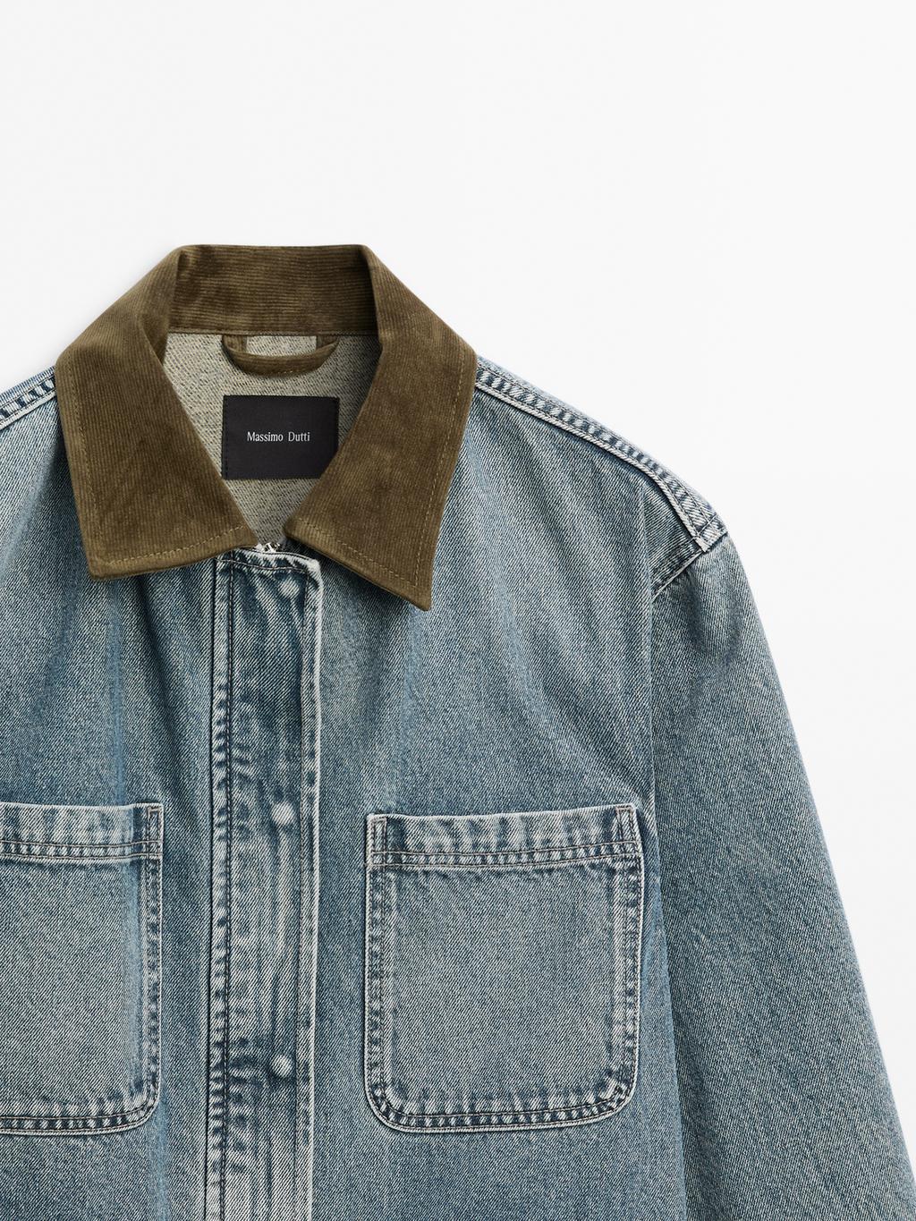 Denim jacket with pockets