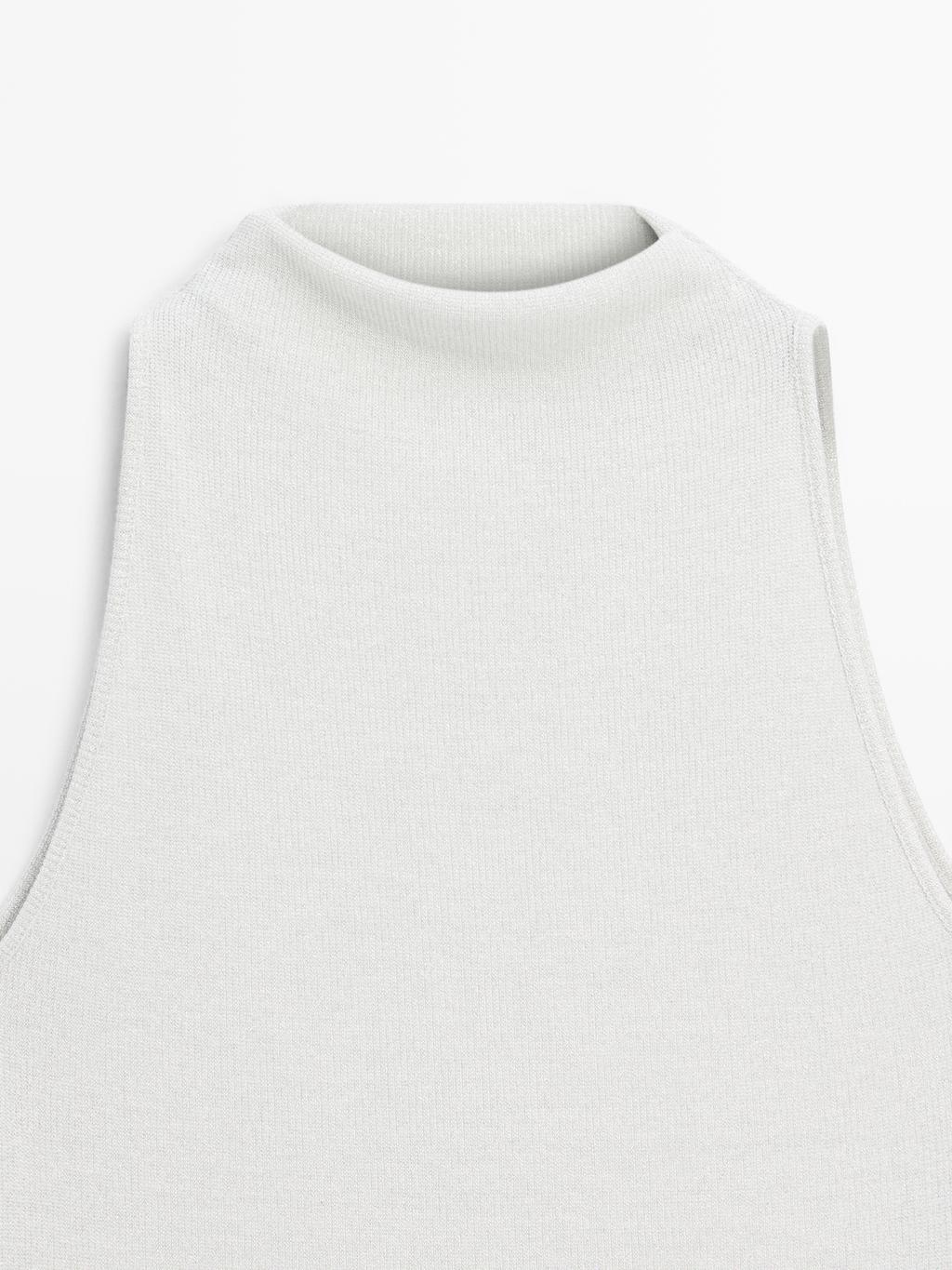 Knit halterneck top with metallic finish