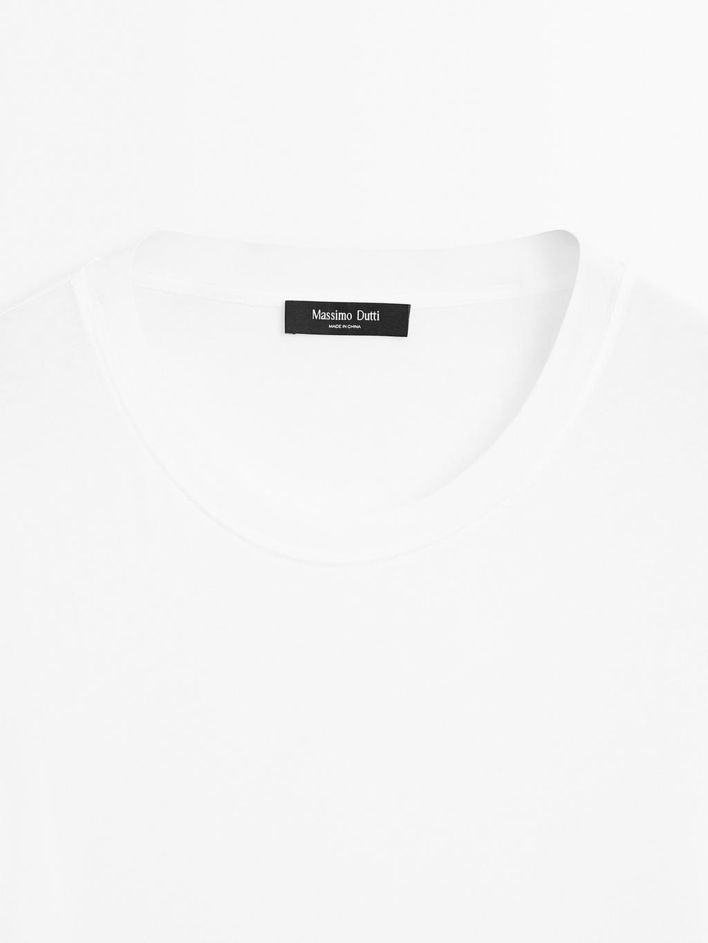 Lightweight short sleeve T-shirt