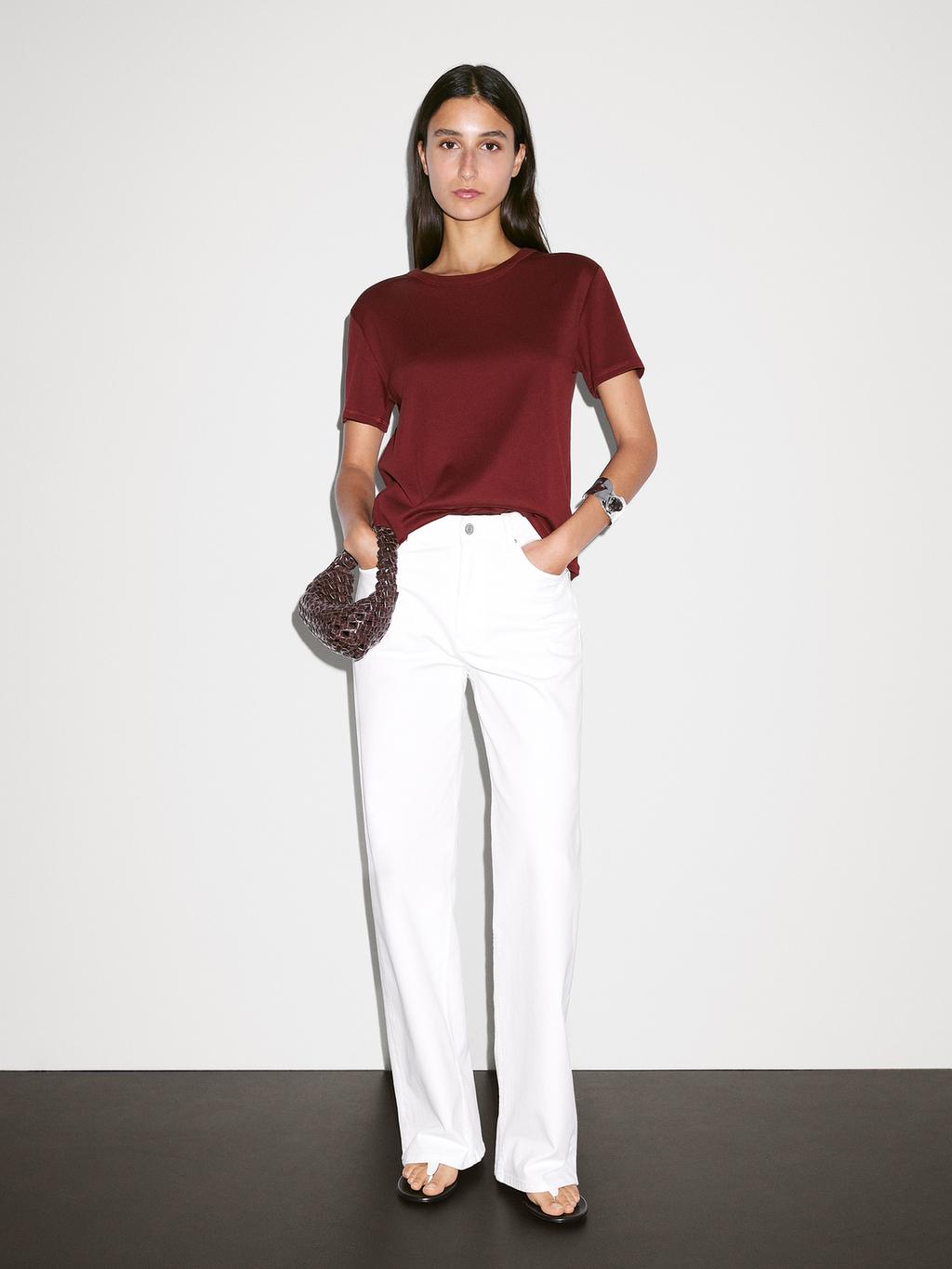 Regular fit t-shirt with collar detail