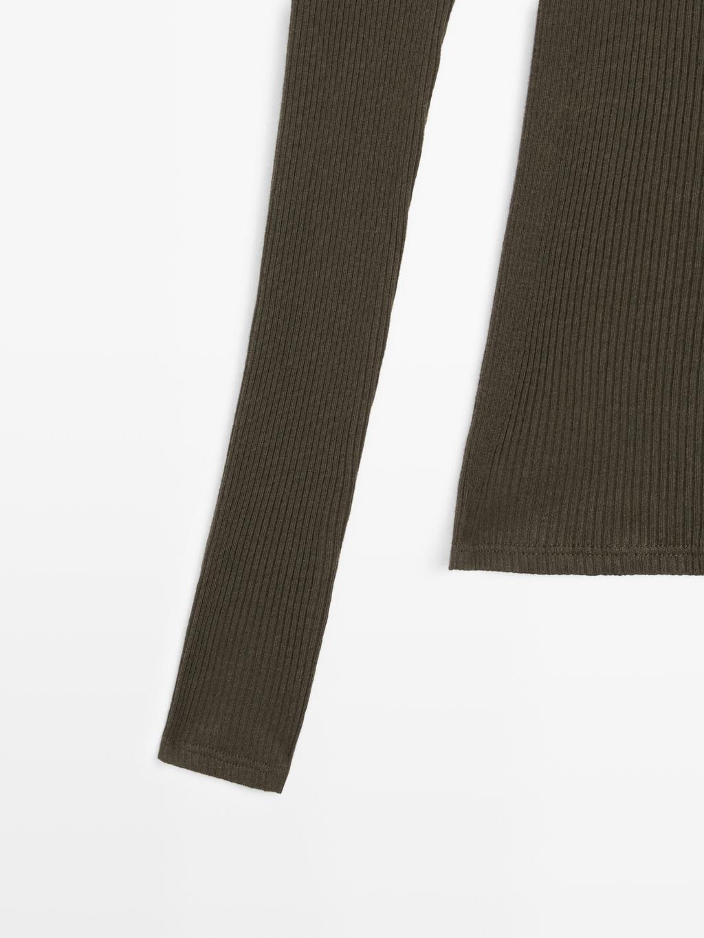 Long sleeve T-shirt with ribbed detail